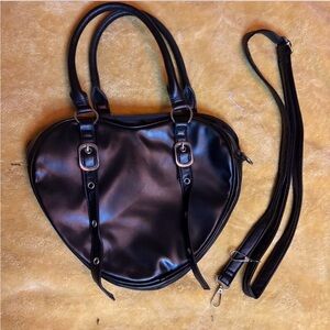 SHEIN Black Heart-Shaped Shoulder Bag